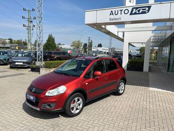 1,6 VVT 4x4 GLX + Navi