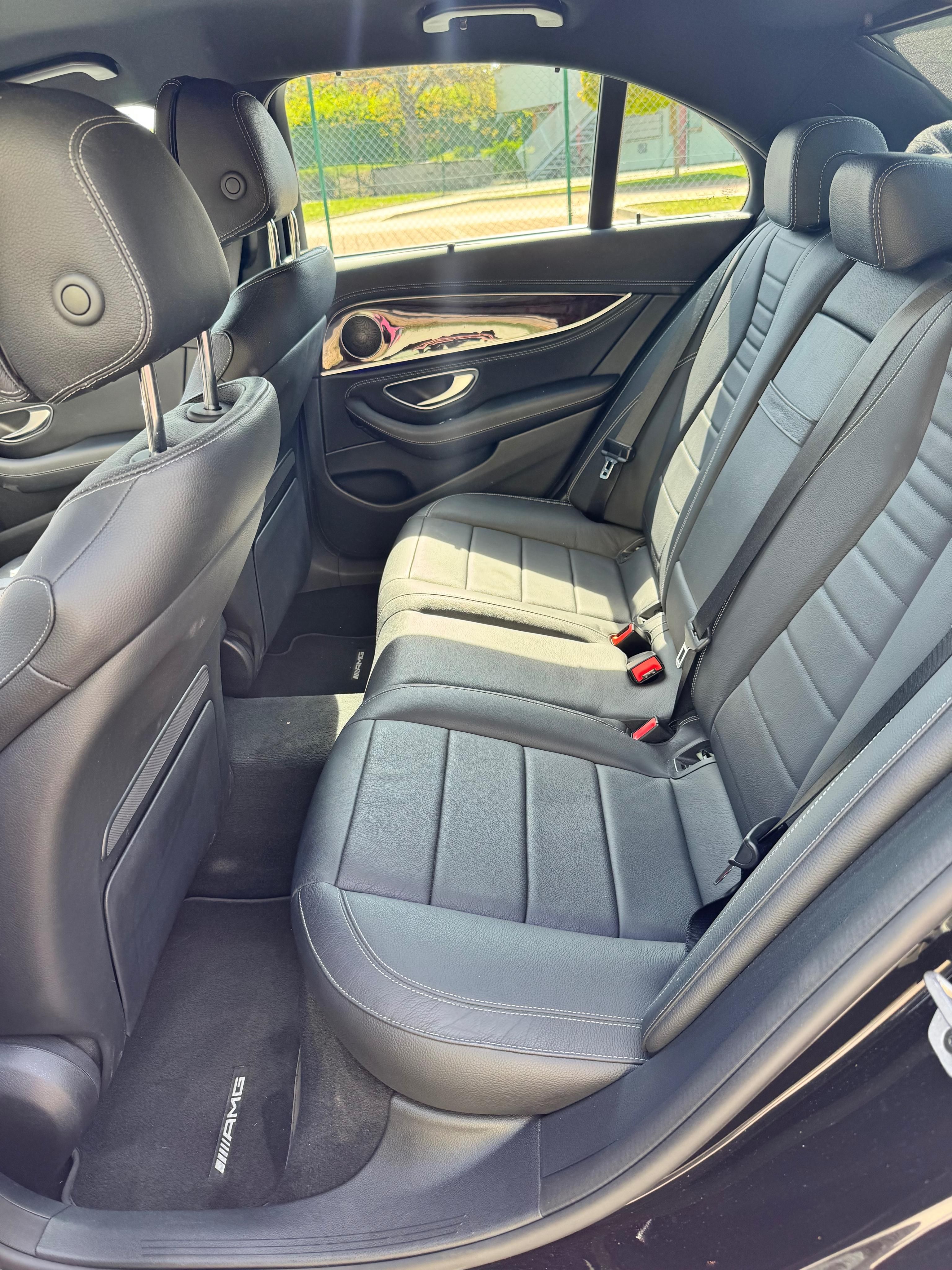 Mercedes-Benz Třídy E, 220 cdi, 4 matic , dph - fotka 2