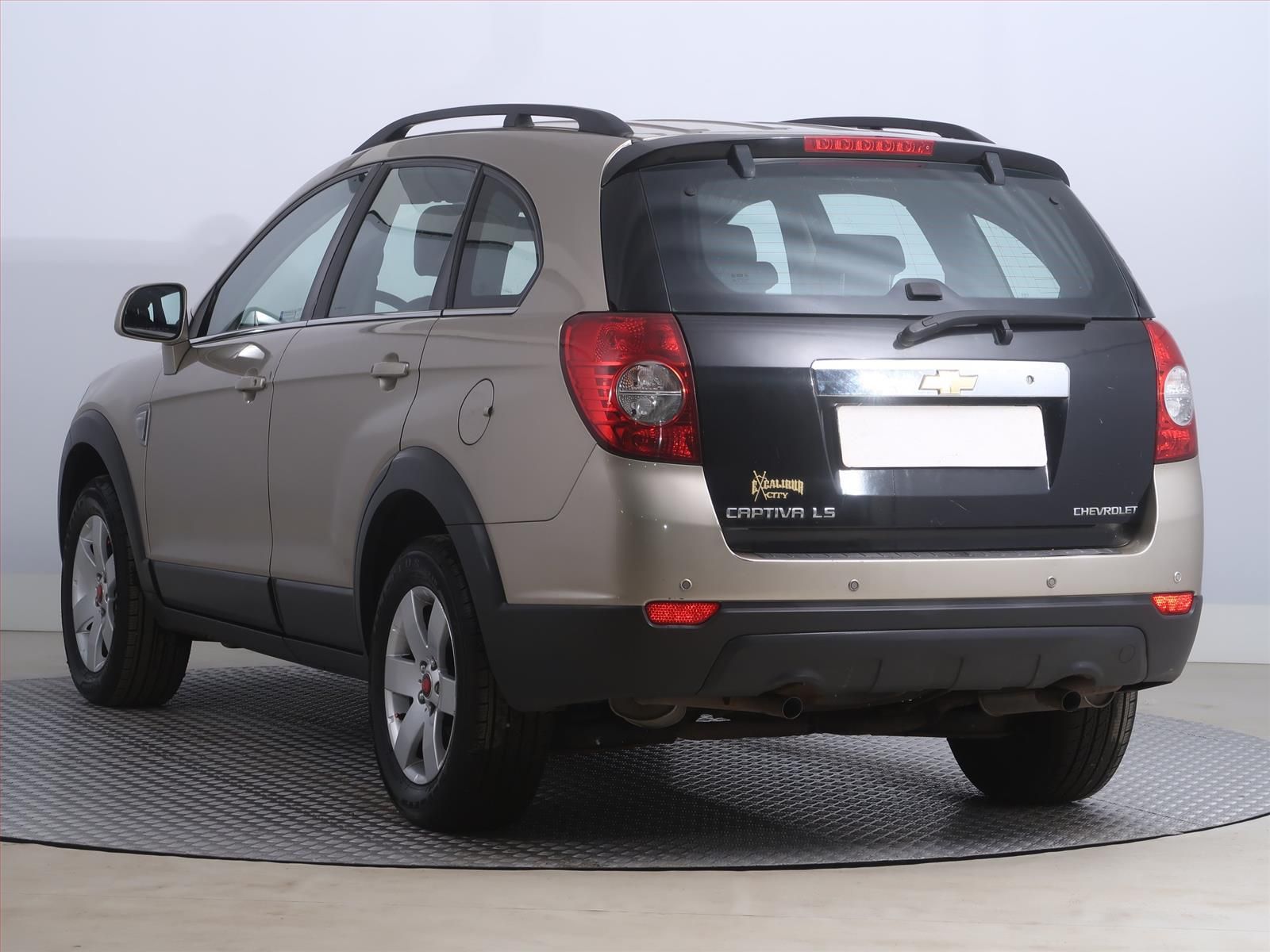 Chevrolet Captiva, 2.0 D, 4X4, 7 míst - fotka 4
