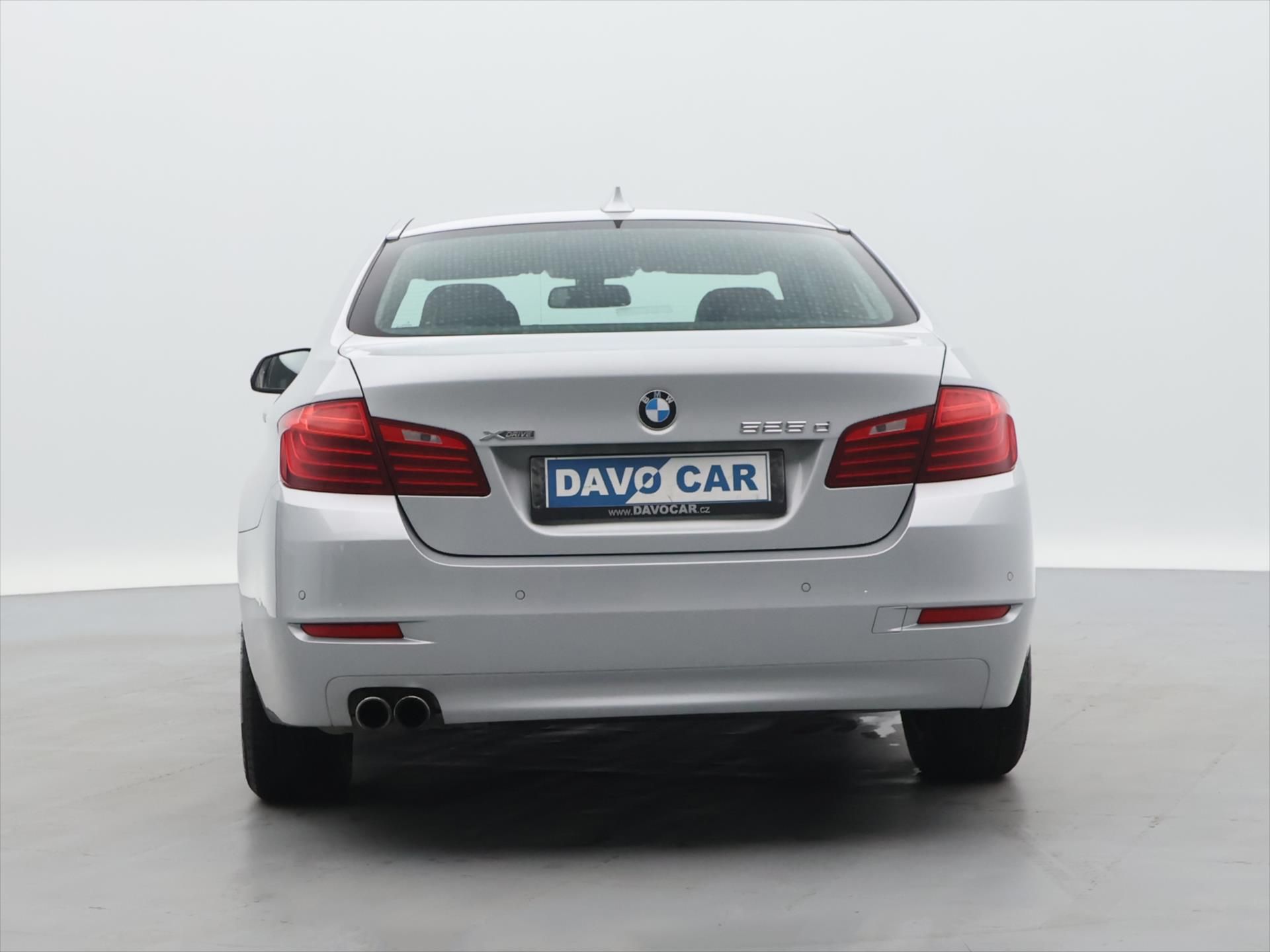 BMW Řada 5, 2,0 525da 160kW xDrive CZ - fotka 6