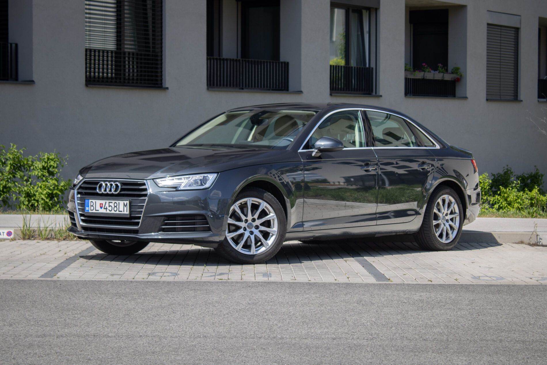 Audi A4