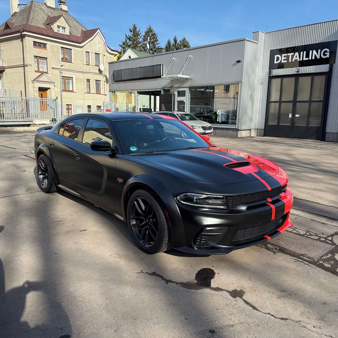 Dodge Charger, 6.4 Scat Pack Widebody - fotka 2