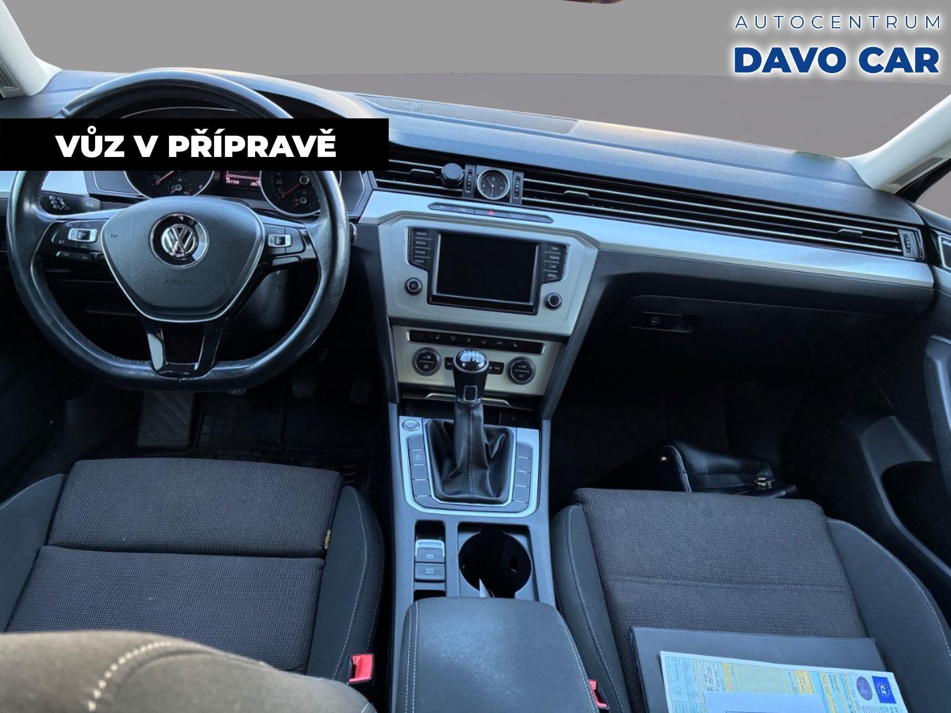 Volkswagen Passat, 2.0 TDI 110kW Comfortline - fotka 5