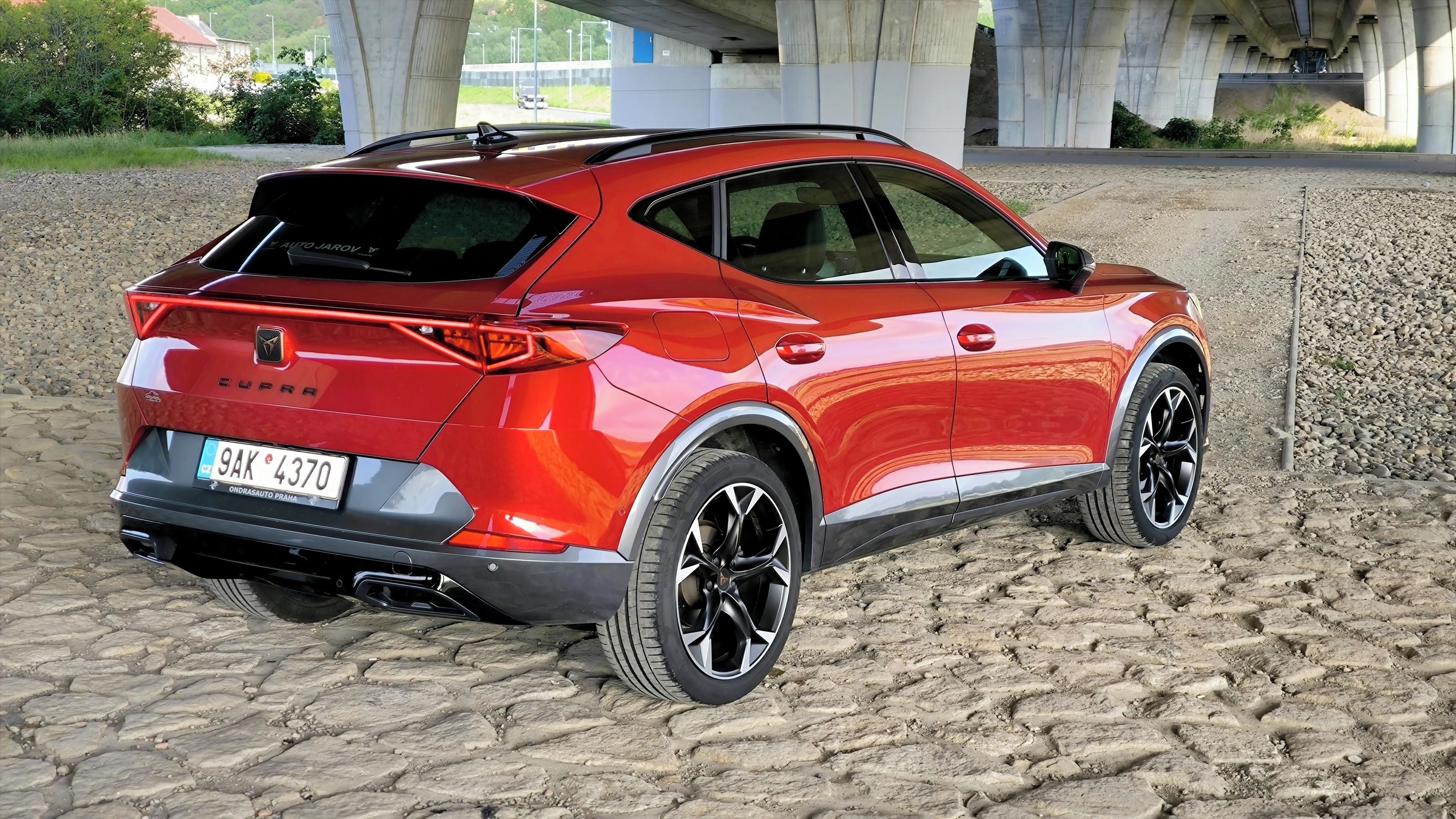 Cupra Formentor, 1.5 TSI 110kw DSG Odpočet DPH - fotka 5