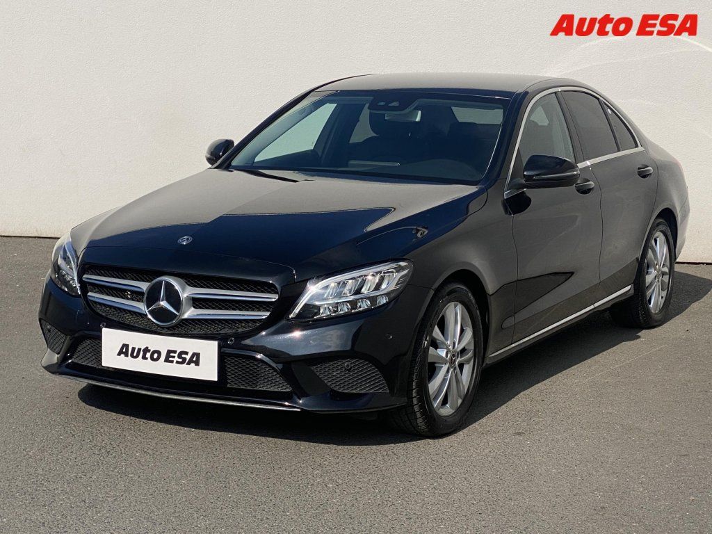 Mercedes-Benz Třídy C, 1.6i - fotka 3