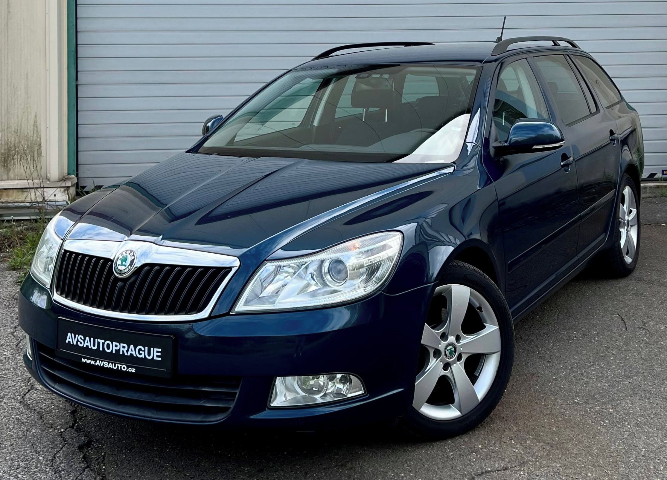Škoda Octavia, 2 FL COMBI 1.6 TDI DSG 2012 - fotka 3