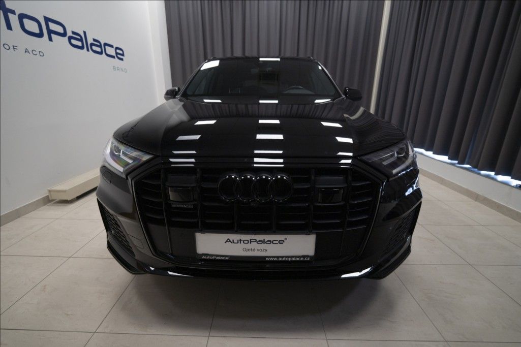 Audi Q7, 3,0 TDI QUATTRO S-LINE ČR - fotka 2