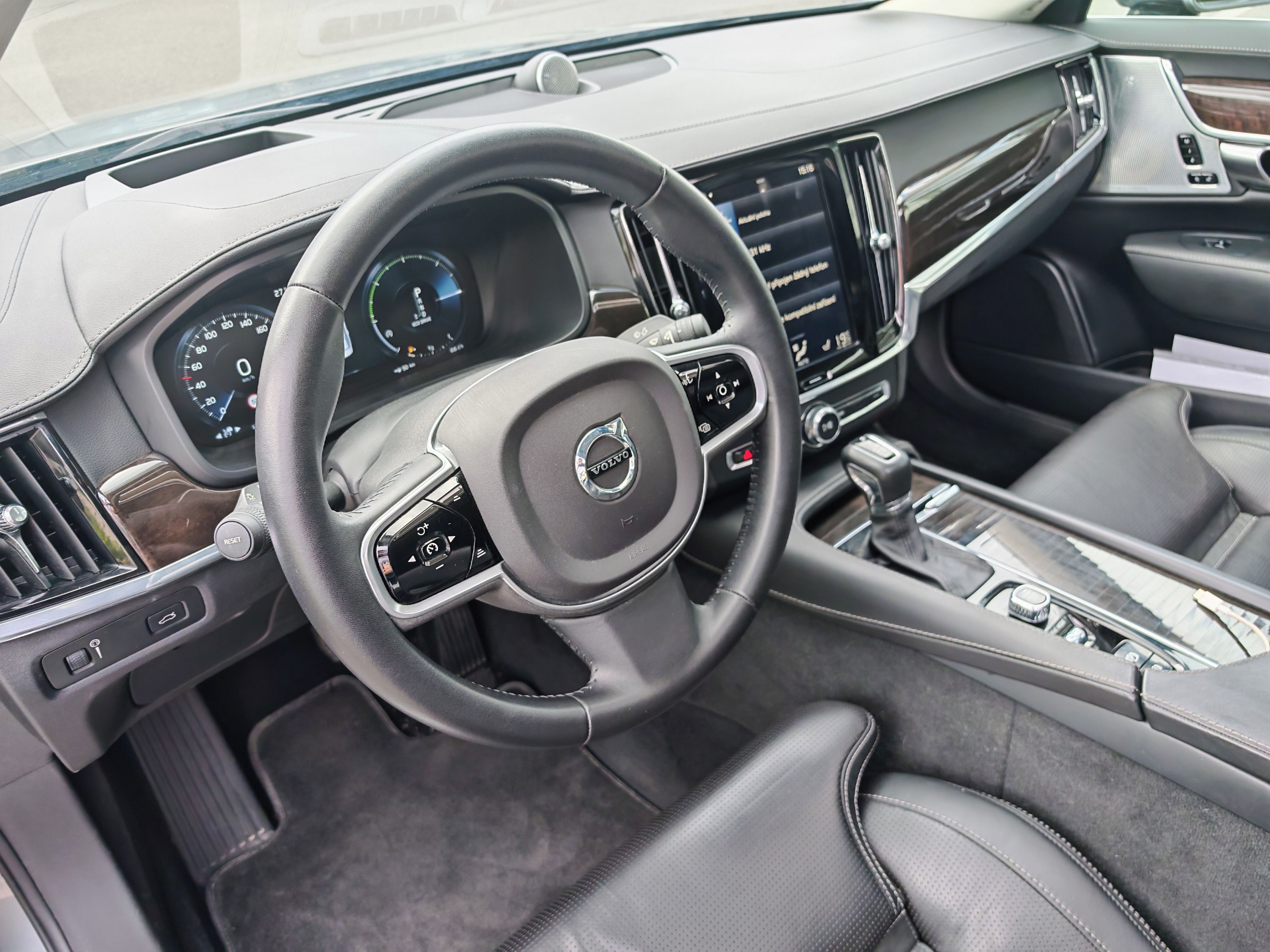Volvo S90, D5 177kW - fotka 5