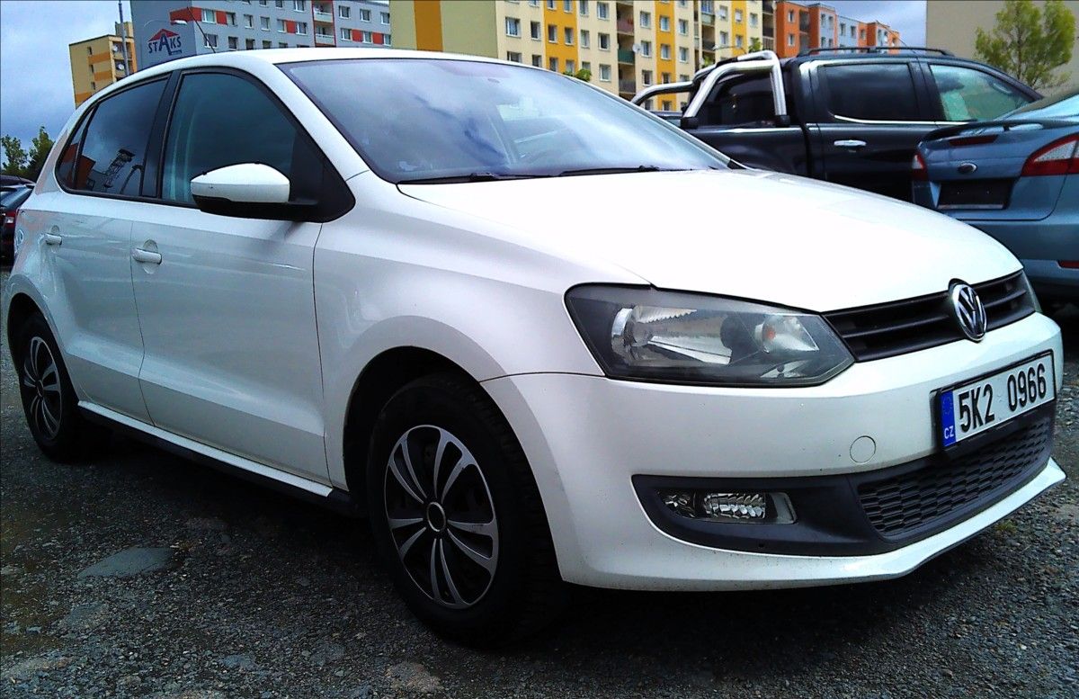 Volkswagen Polo, 1,4   MPI 63kW 2 SADY KOL - fotka 2