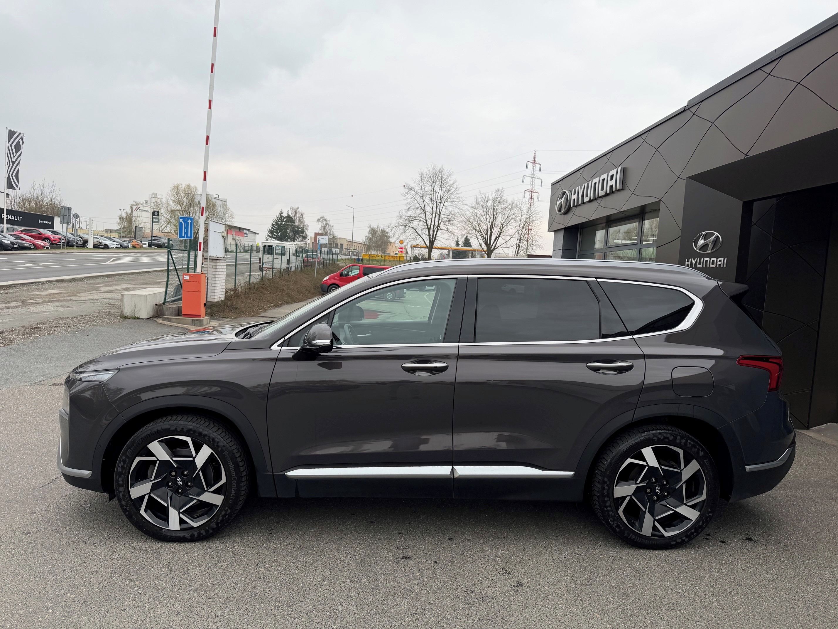 Hyundai Santa Fe, 2.2 CRDi 4WD DCT STYLE PREMIUM - fotka 2