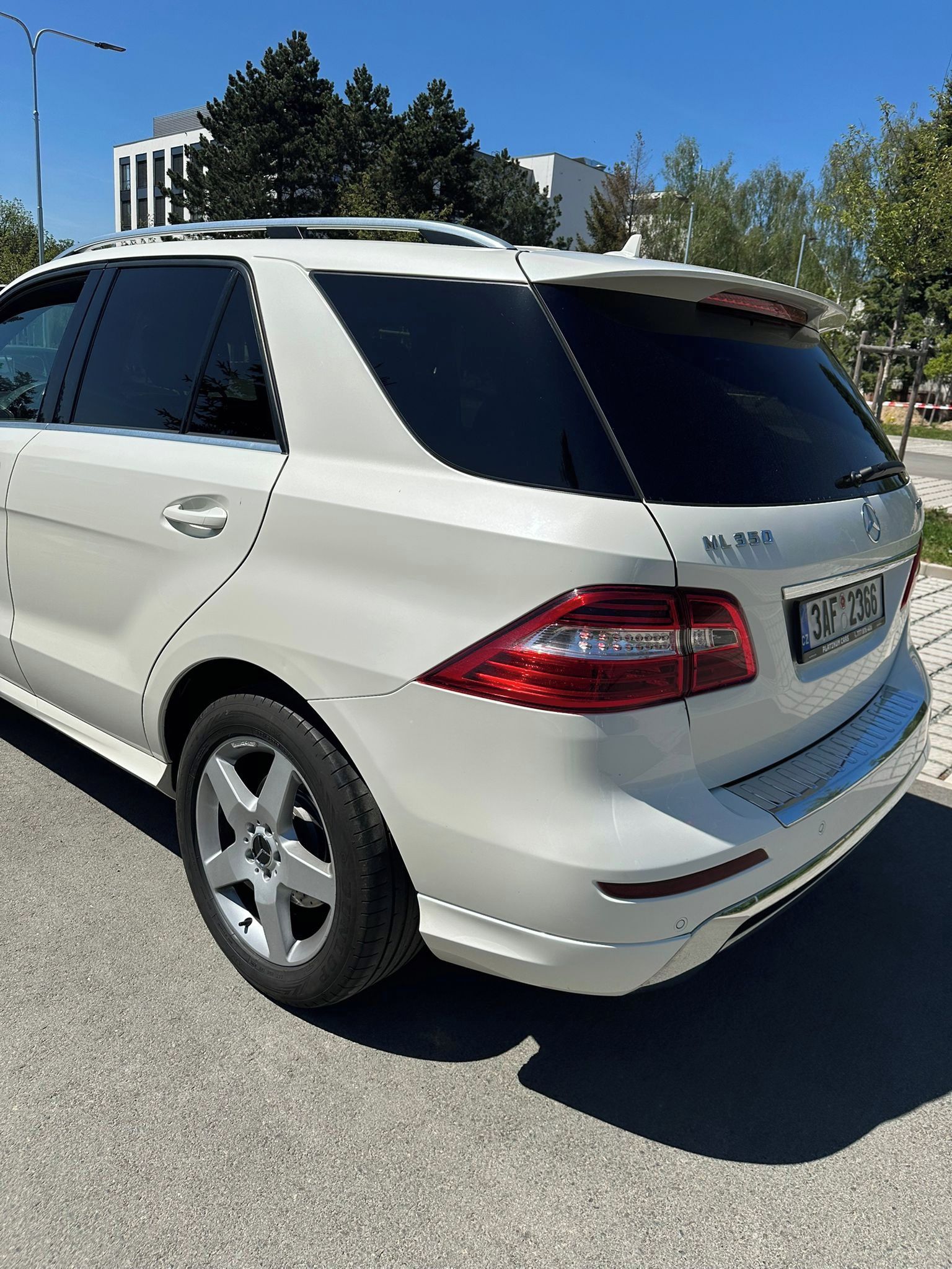 Mercedes-Benz ML, 3.O TDI - Servisováno - fotka 4