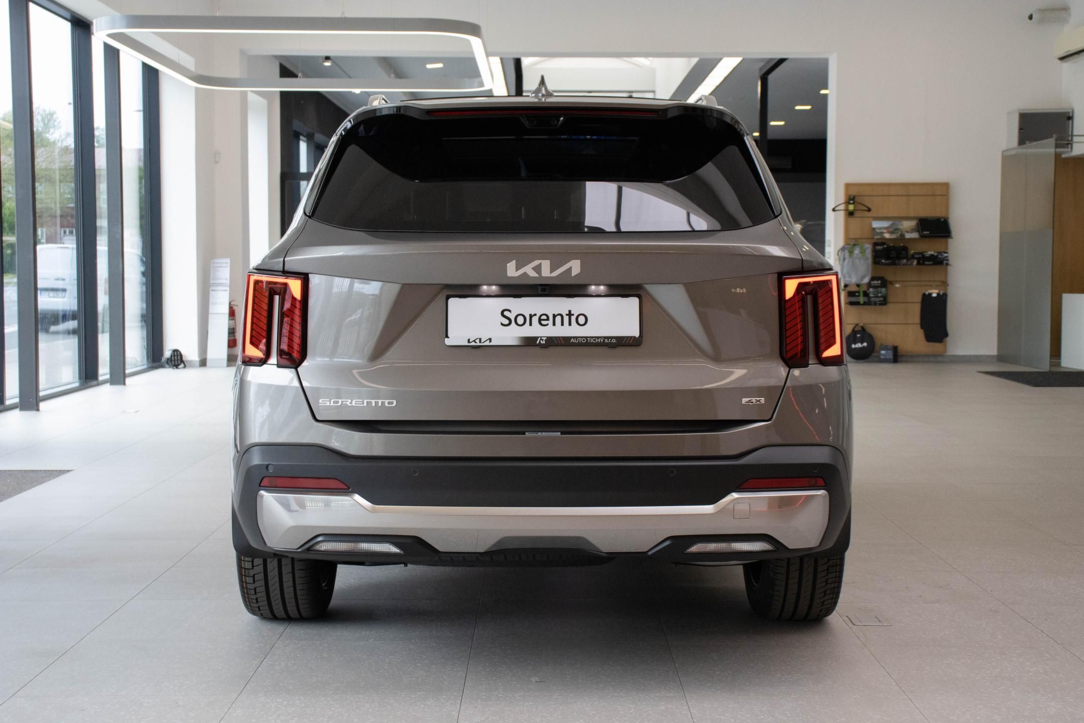 Kia Sorento, 2,2 CRDi 4x4 8DCT TOP - fotka 5