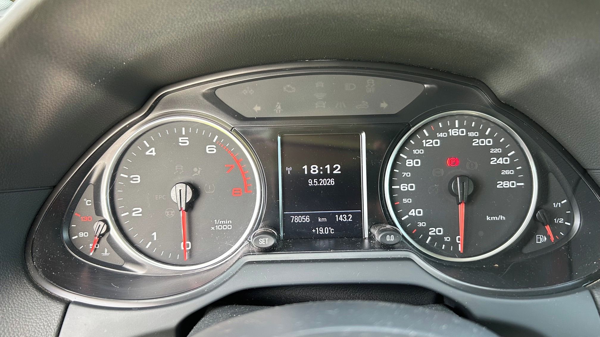Audi Q5, 2.0 TFSI, 4x4, DSG, 78 tis. km - fotka 2