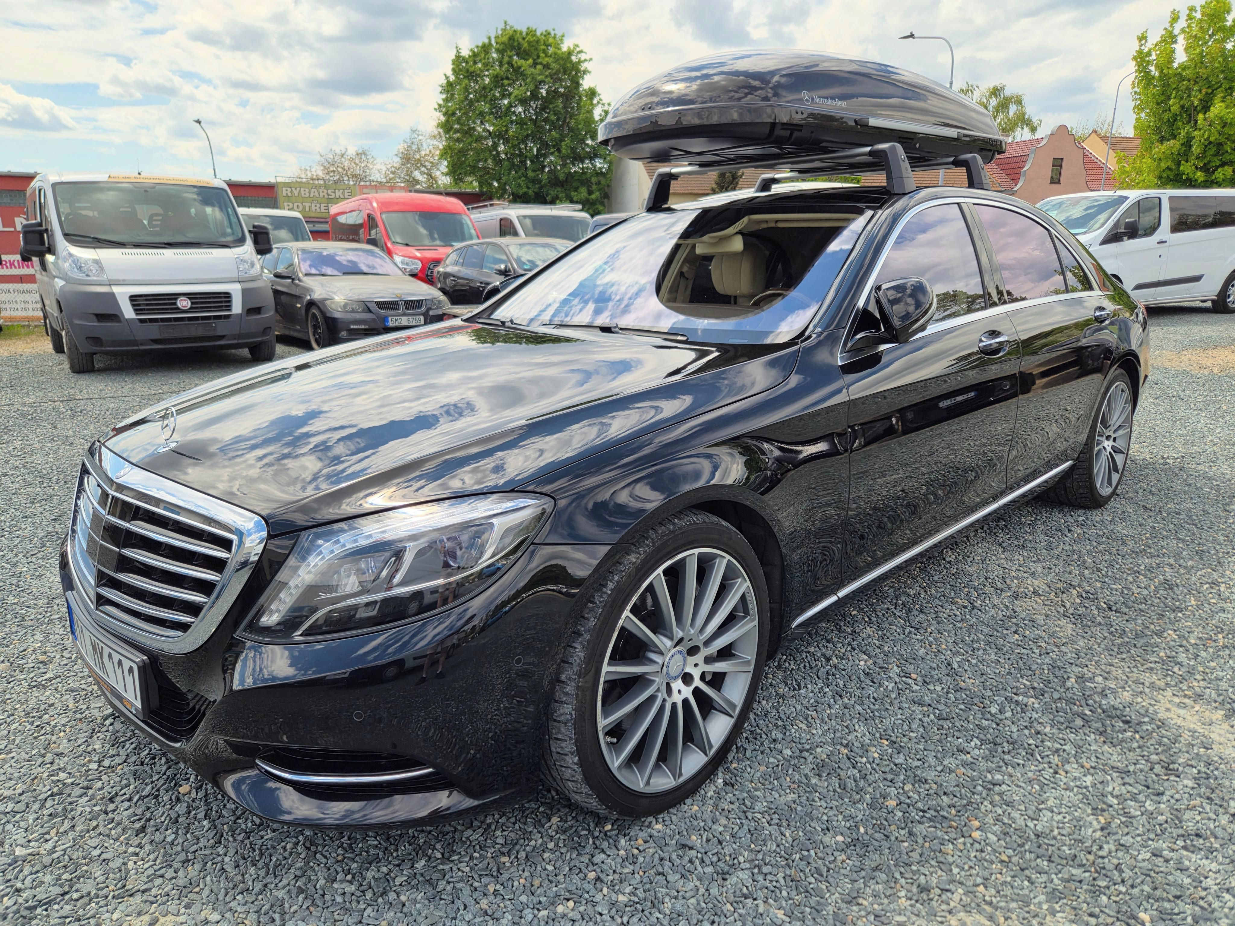 Mercedes-Benz Třídy S, S500 4MATIC LONG 4.6 V8 335KW - fotka 3