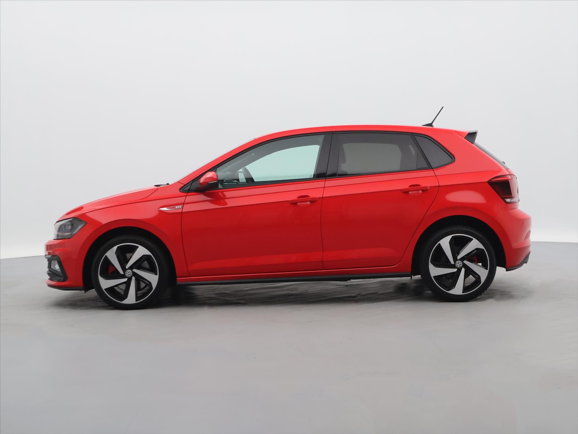 Volkswagen Polo, 2,0 TSI GTI 147kW DSG LED - fotka 4