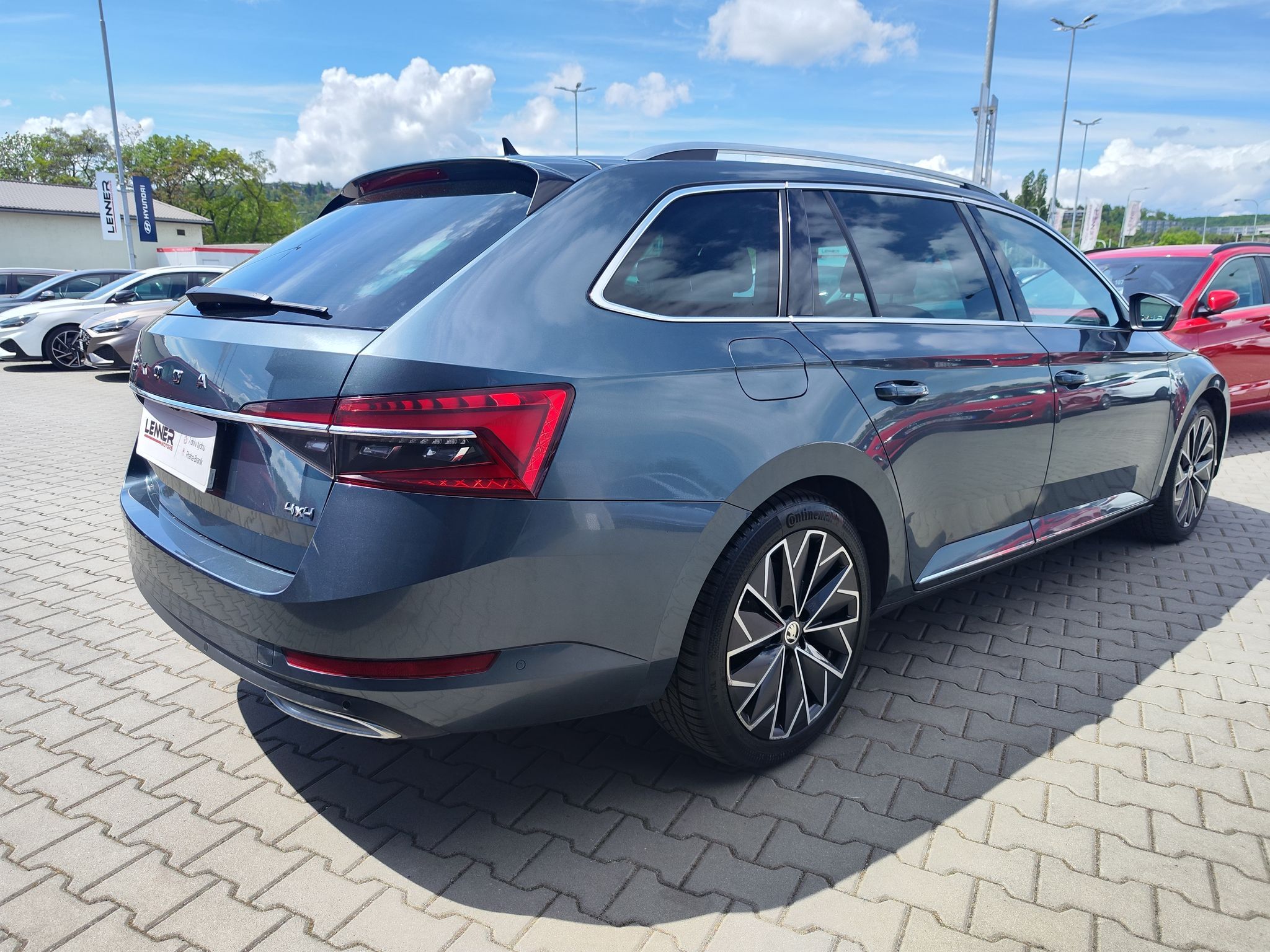 Škoda Superb, 2.0 TDi/147kW L&K DSG 4x4 - fotka 5