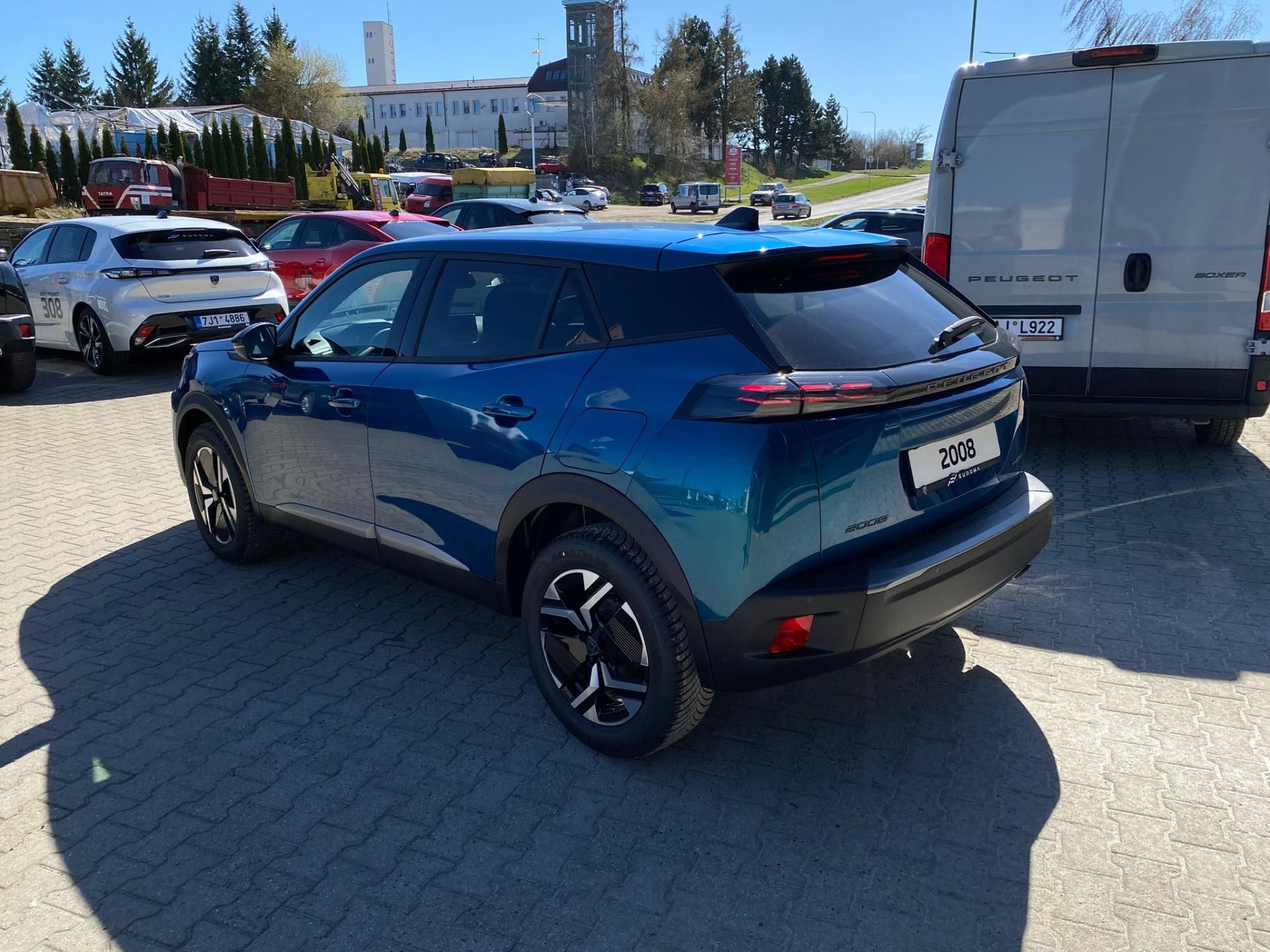 Peugeot 2008, 2008 ALLURE Hybrid 110 e-DCS6 - fotka 6