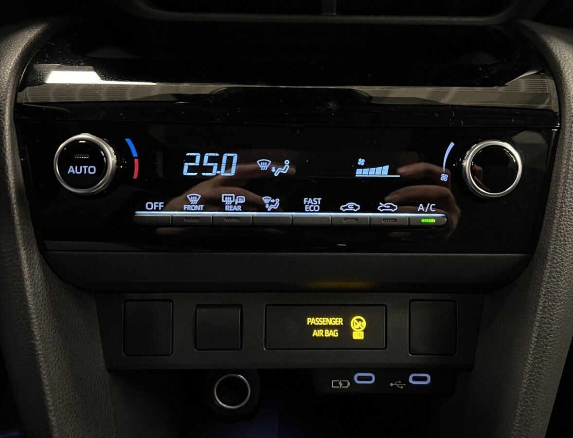 Toyota Yaris Cross, 1,5 Hybrid AT Comfort - fotka 6