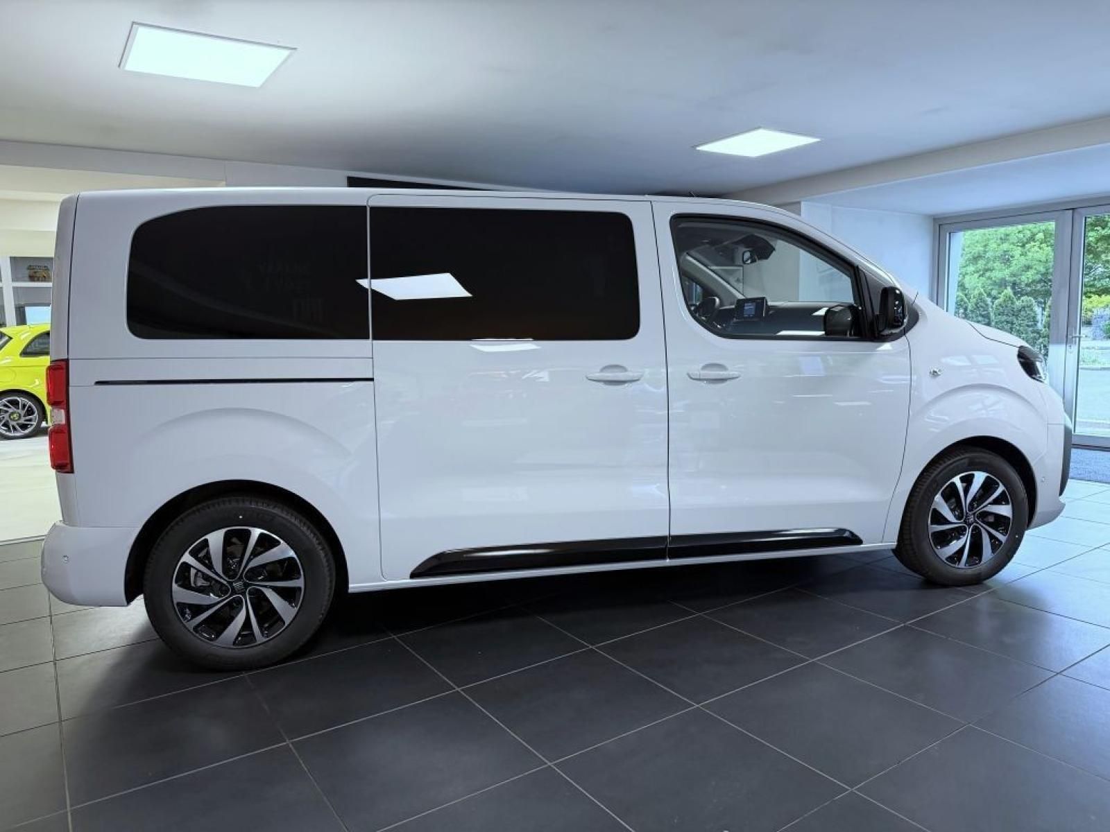 Fiat Ulysse, 2.2 Mtj 180k 8AT L2 La Prima - fotka 4