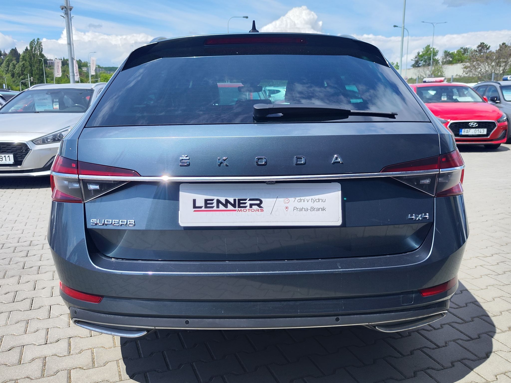 Škoda Superb, 2.0 TDi/147kW L&K DSG 4x4 - fotka 6