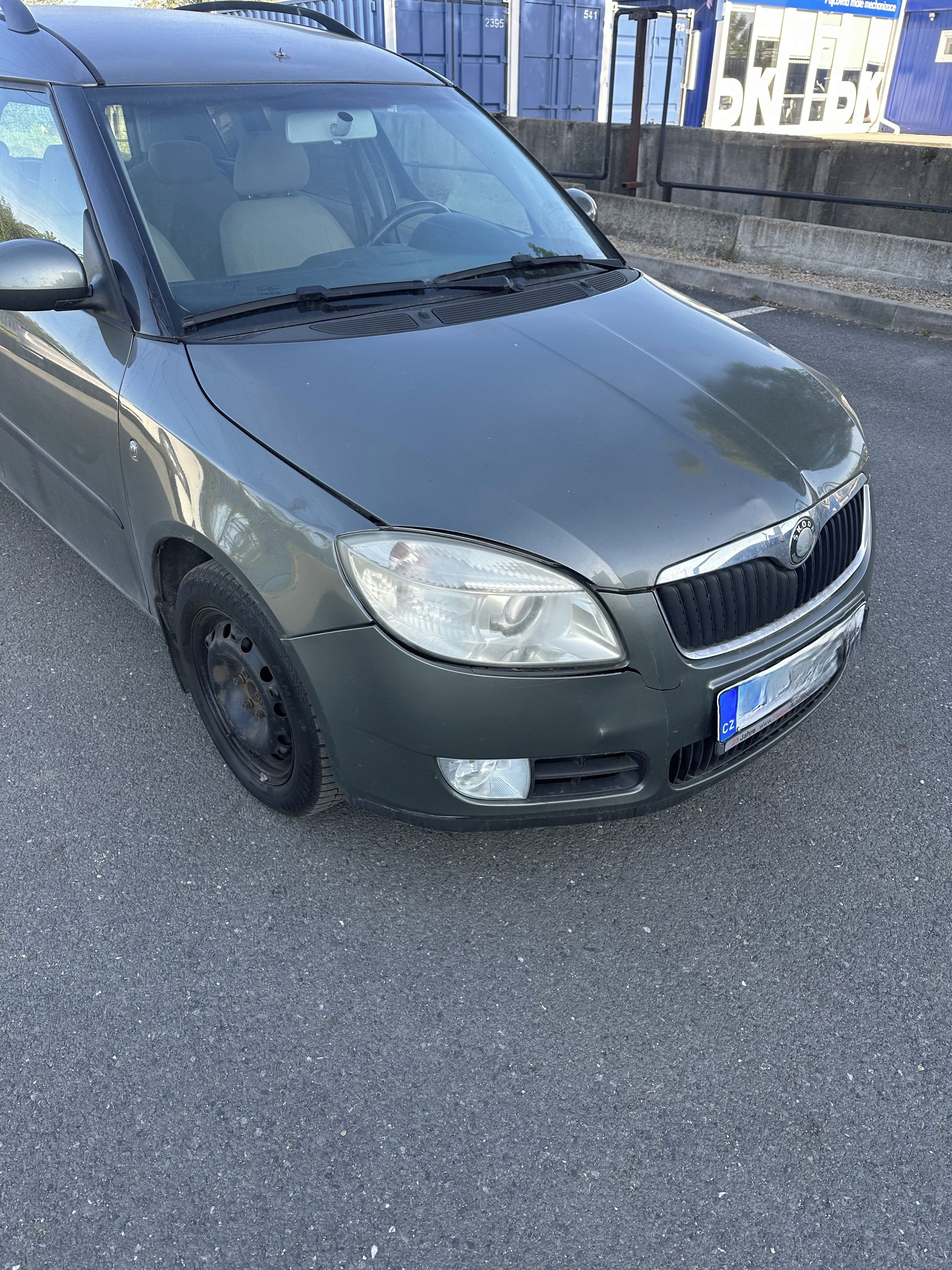 Škoda Roomster, 1,9 TDI  77 kW - fotka 6