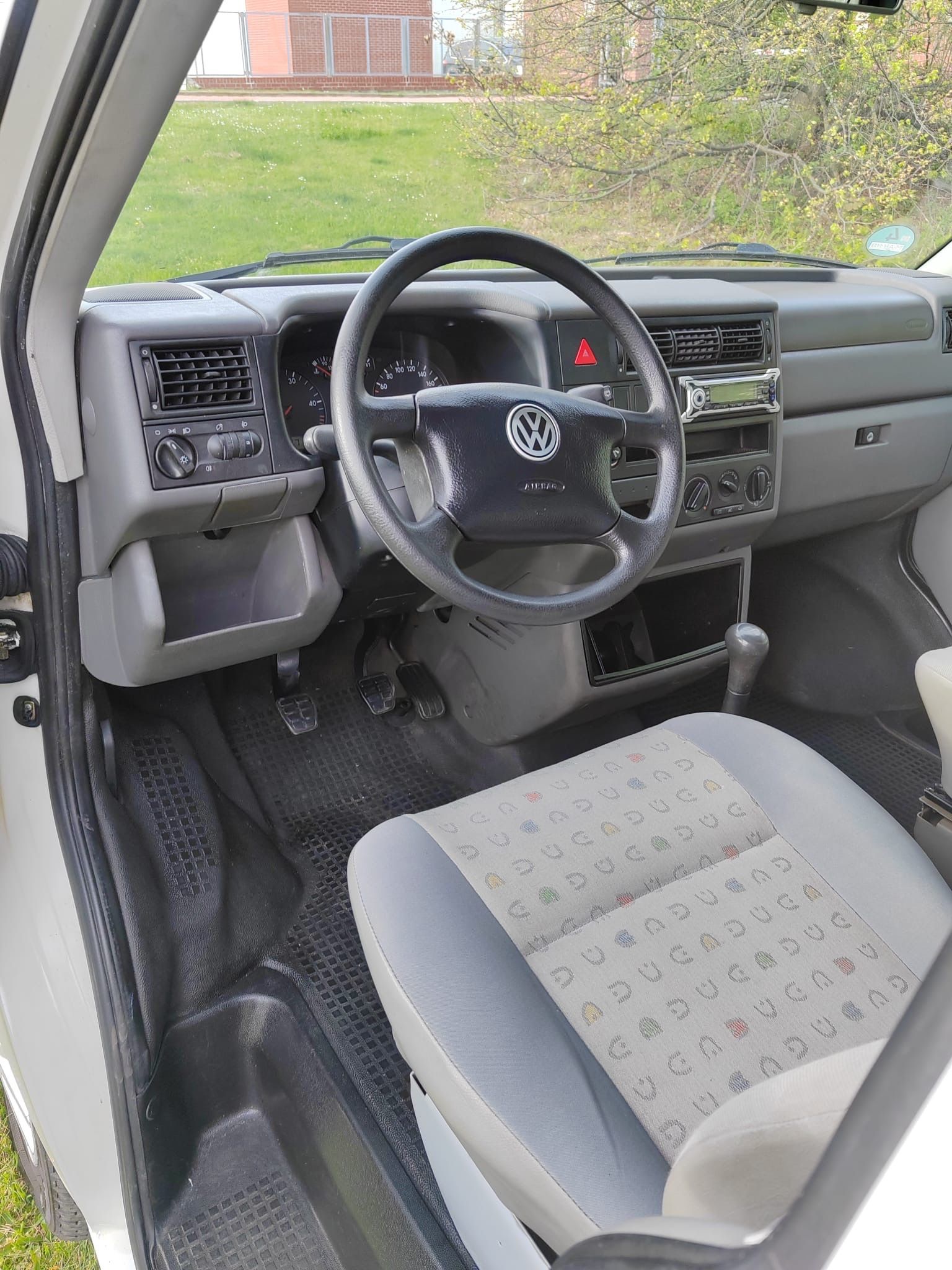 Volkswagen Caravelle, 2.5 TDi syncro serviska - fotka 6