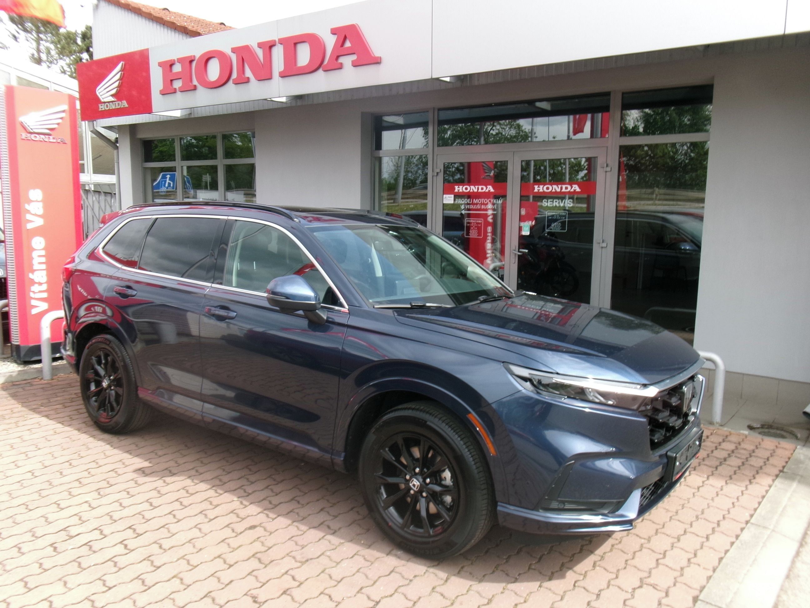 Honda CR-V, 2.0 Plug-in ELEGANCE TECH 26 - fotka 2