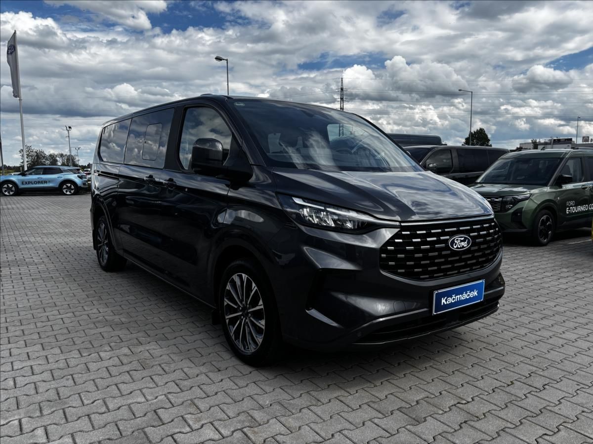Ford Tourneo Custom, 2,0 EcoBlue 125kW Titanium X - fotka 5