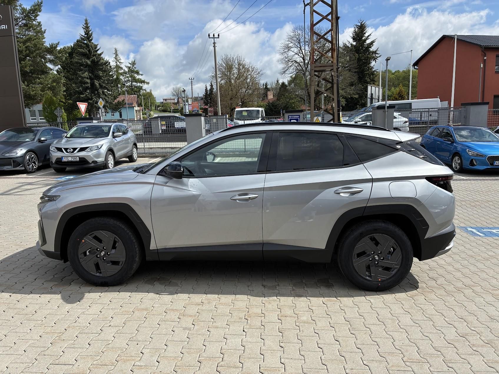 Hyundai Tucson, 1,6 T-GDi DCT 110kW GO CZECH! - fotka 6
