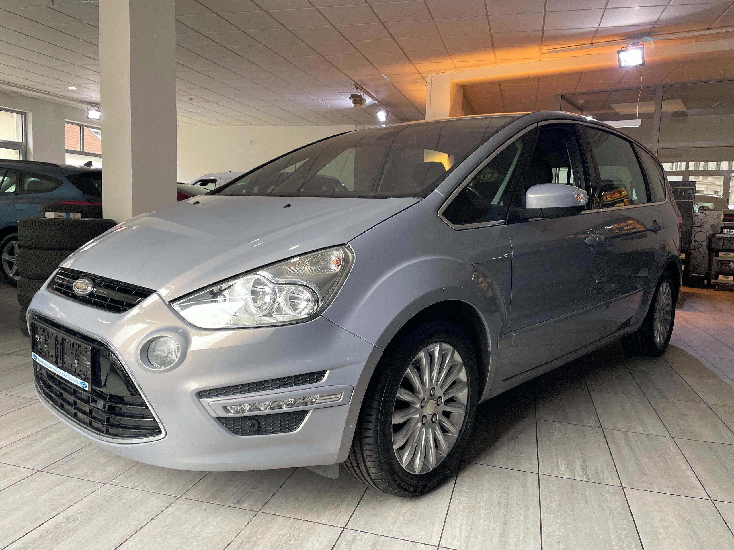 Ford S-MAX, Titanium 2.0 TDCi 103kW 7míst