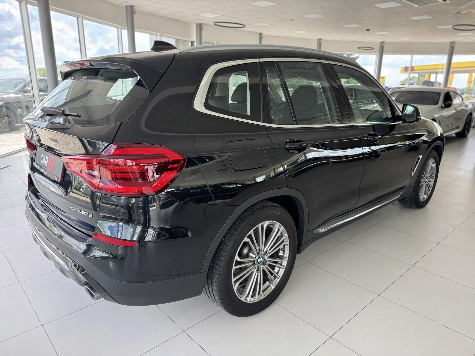 BMW X3, 30d xDrive*Head-Up*360Kam*Pano - fotka 5