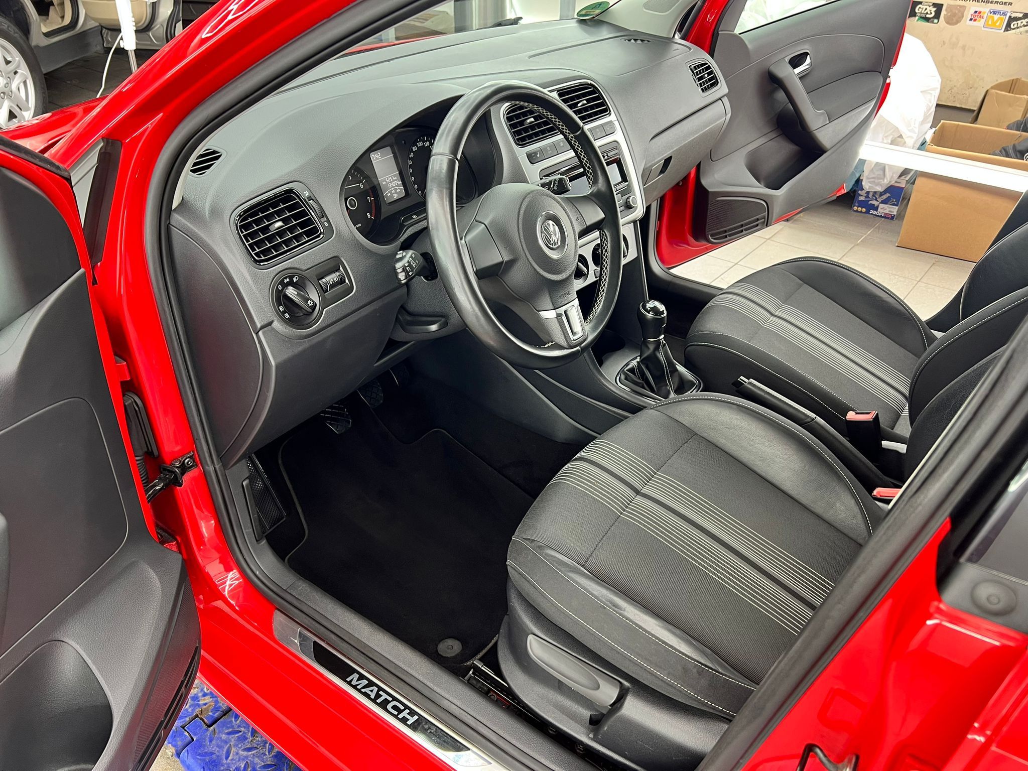 Volkswagen Polo, Volkswagen Polo 1.2TSI 66kW - fotka 6