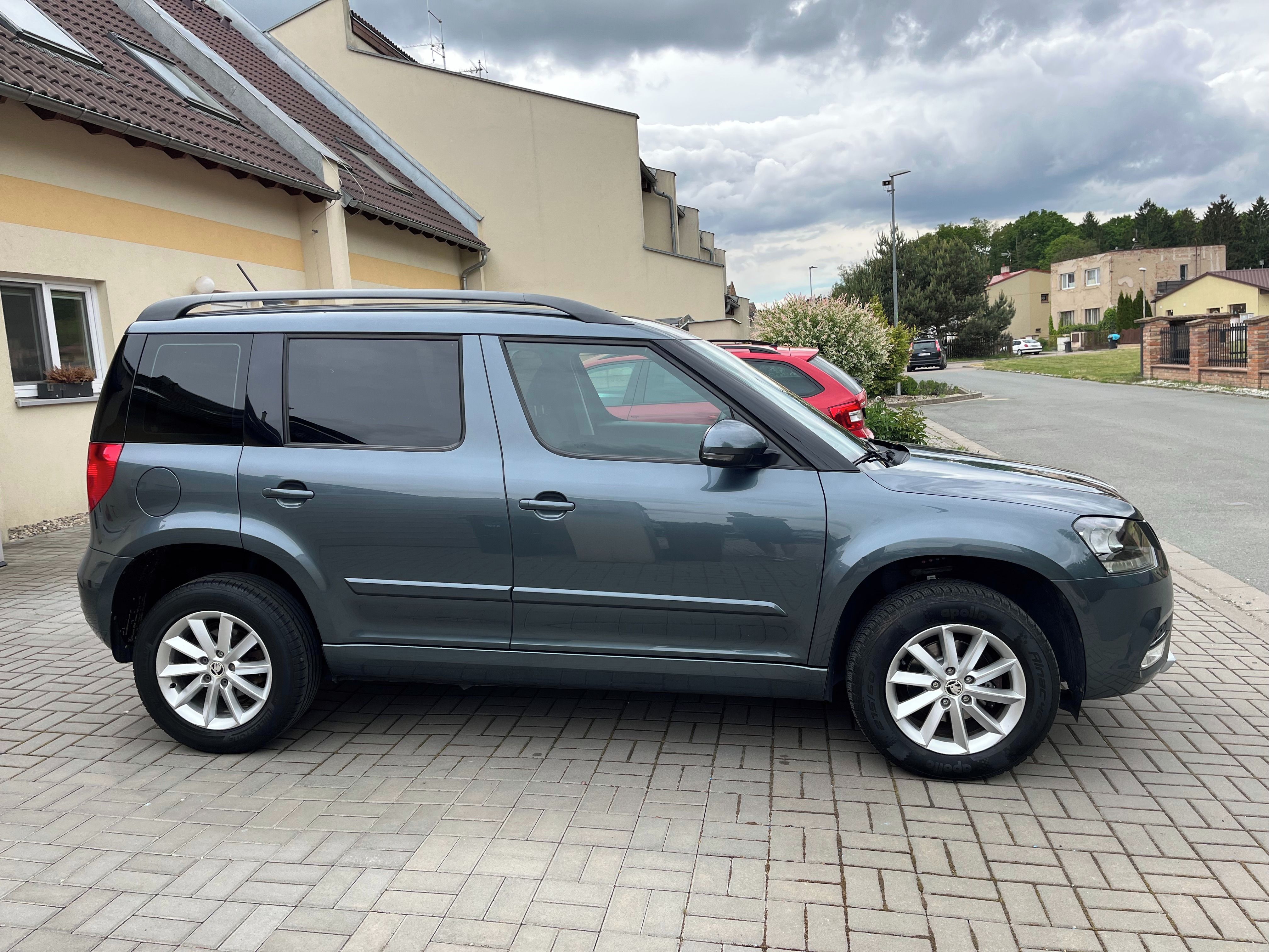 Škoda Yeti, 1.4 TSI / vyhř. sklo / TopStav - fotka 2