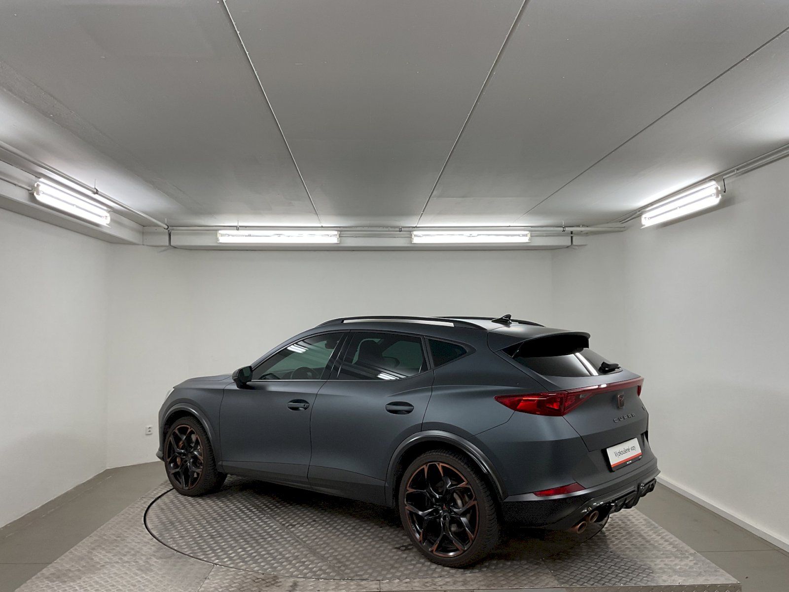 Cupra Formentor, 2.5 TSI 287 kW VZ5 DSG 4Drive - fotka 6