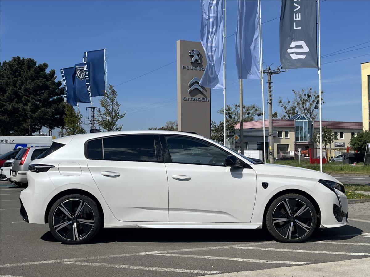 Peugeot 308, 1,6 PureTech  GT Plug-in e-EAT - fotka 4