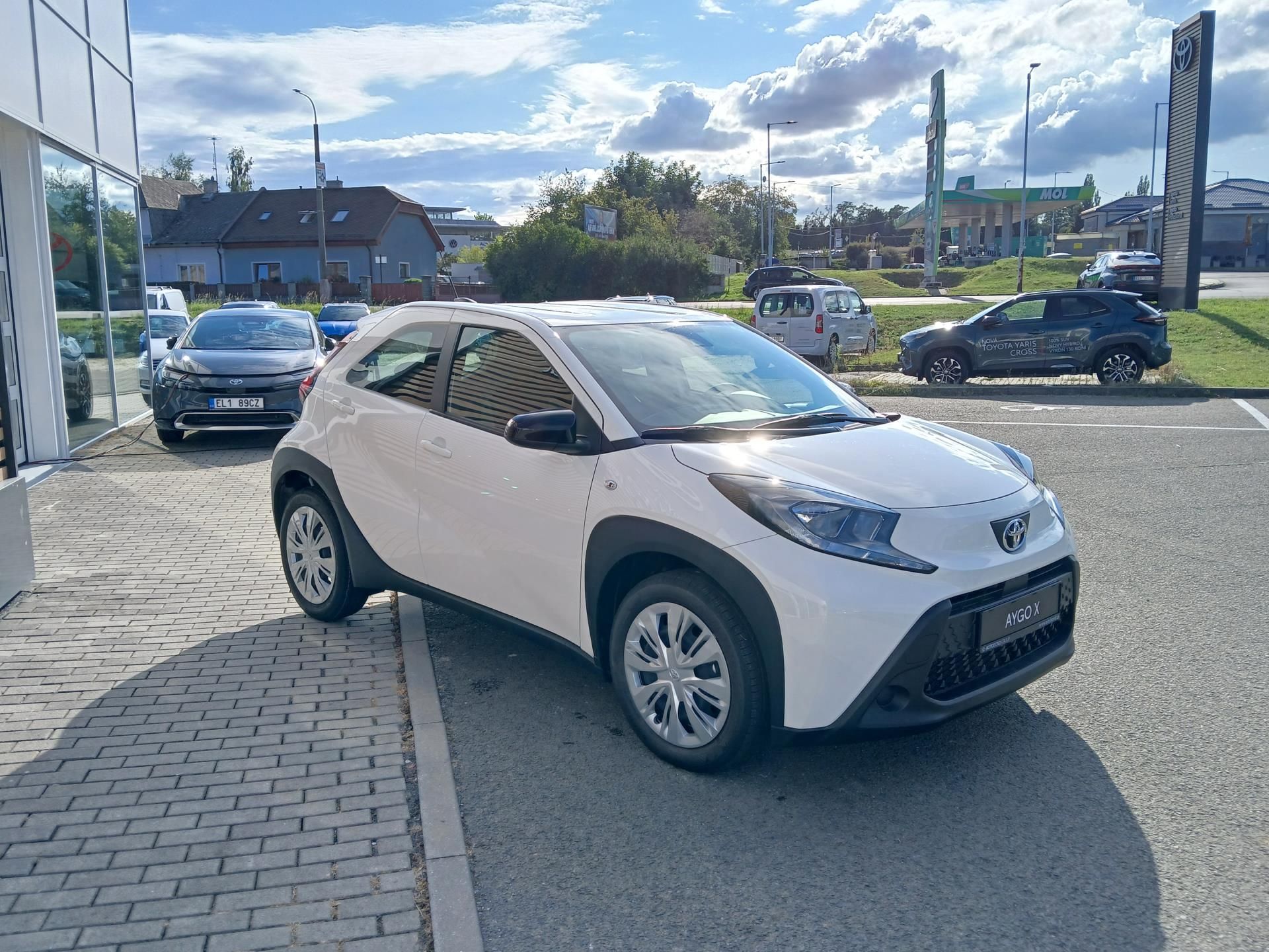 Toyota Aygo, 1,0 53kW CVT Comfort - fotka 3