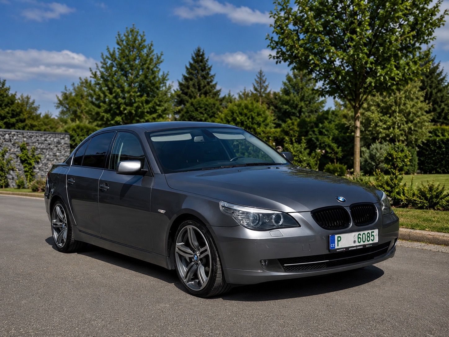 BMW Řada 5, BMW E60 523i AUTOMAT