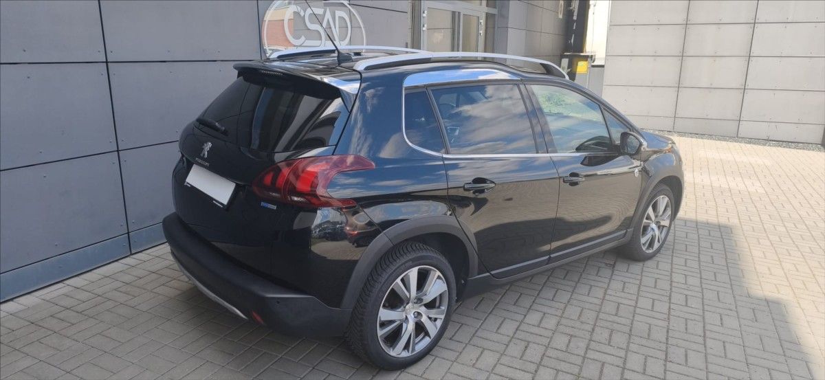 Peugeot 2008, 1,2 PT EAT6 CROSSWAY - fotka 4