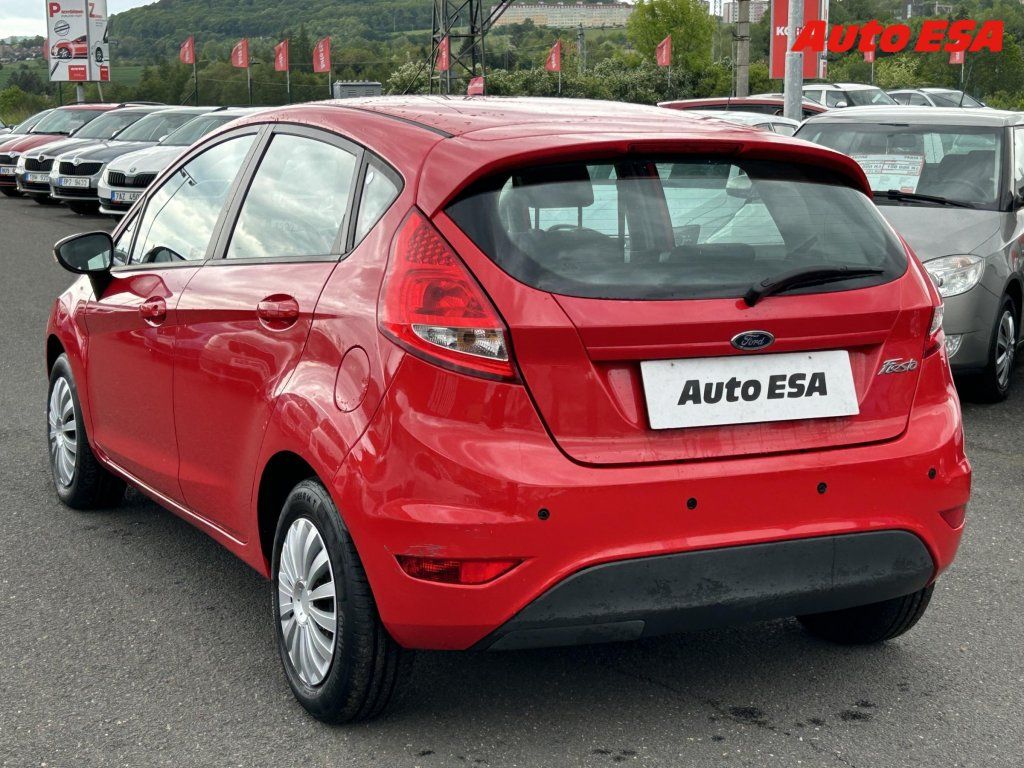 Ford Fiesta, 1.2i - fotka 6