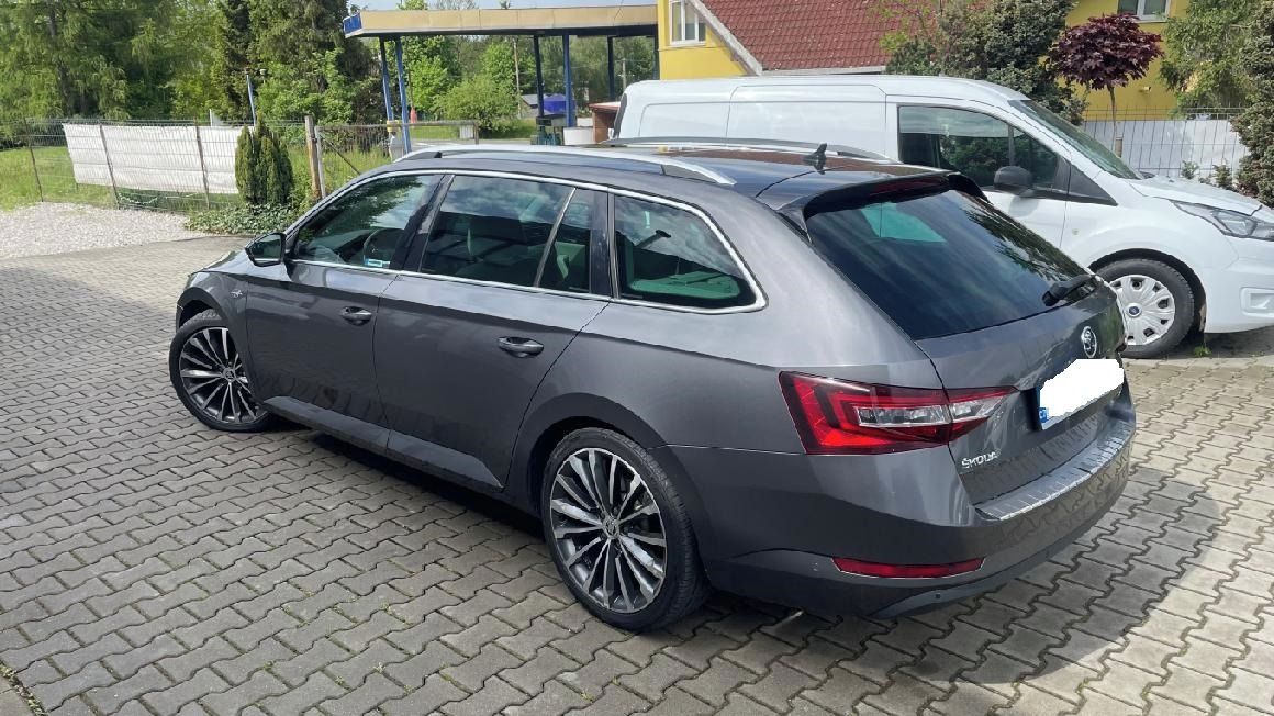 Škoda Superb, 2.0 TDI 140 KW 4X4 DSG L&K - fotka 4