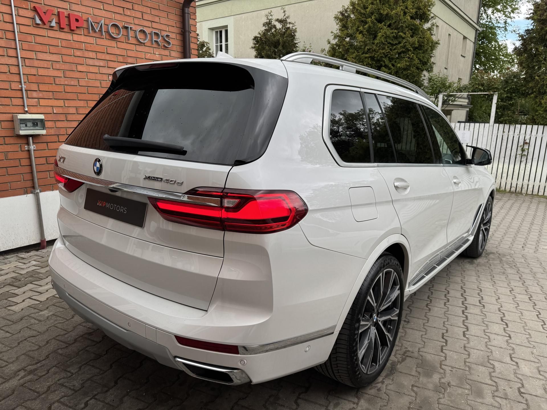 BMW X7, 40xD-R22-SKY-LCD-NOČNÍ V-ČR - fotka 5