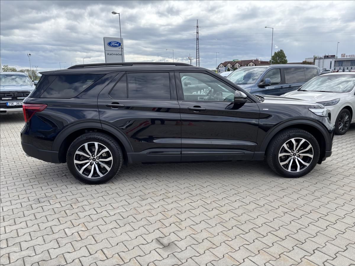 Ford Explorer, 3,0 PHEV 336kW ST-Line DPH - fotka 6