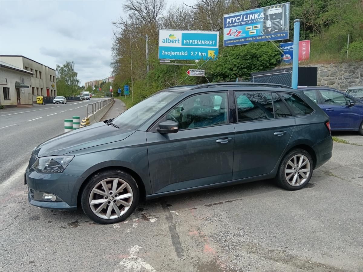 Škoda Fabia, 1,2 TSi DSG  Joy - fotka 6
