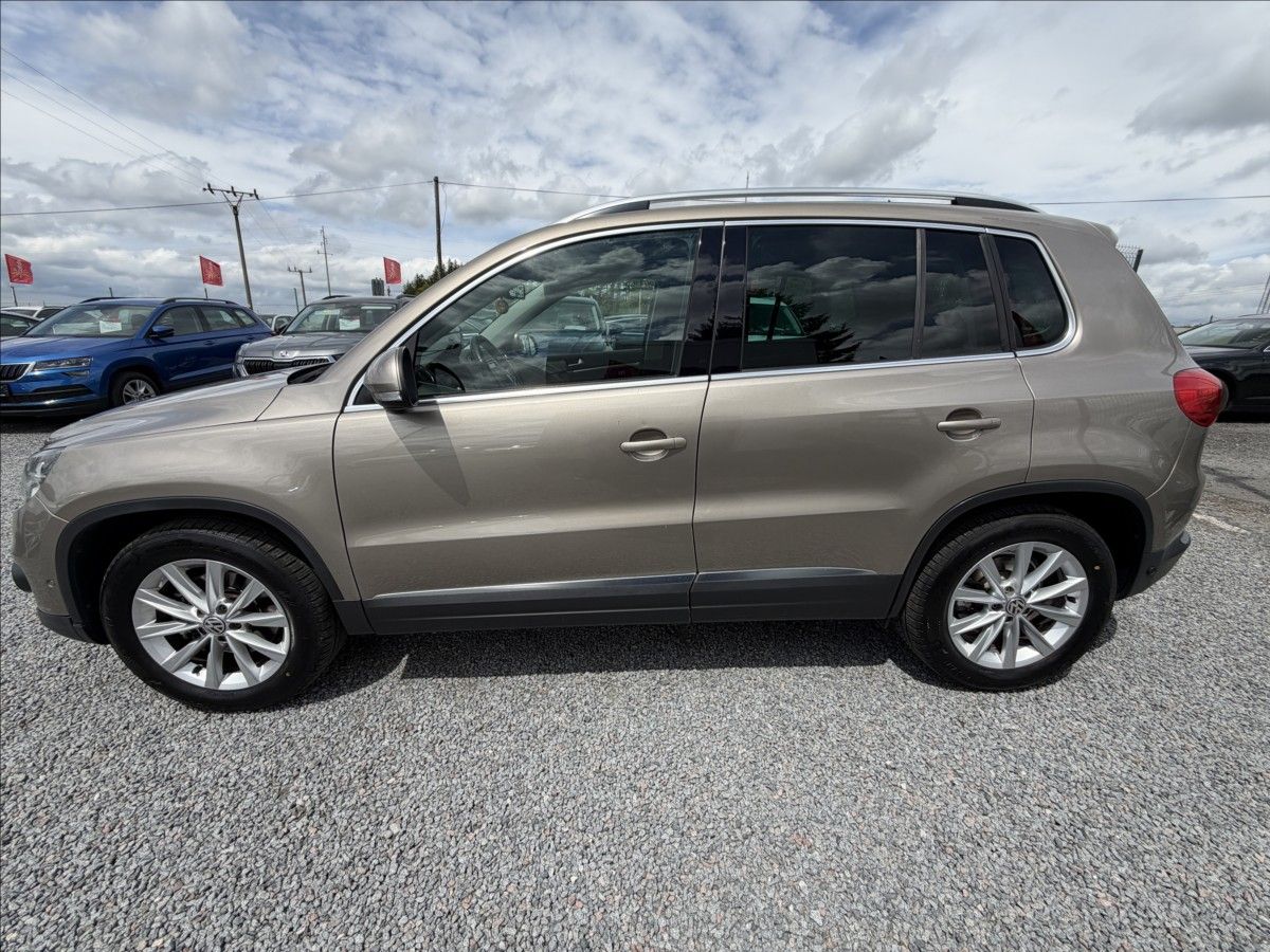 Volkswagen Tiguan, 2,0   Tdi 81 kw - fotka 4