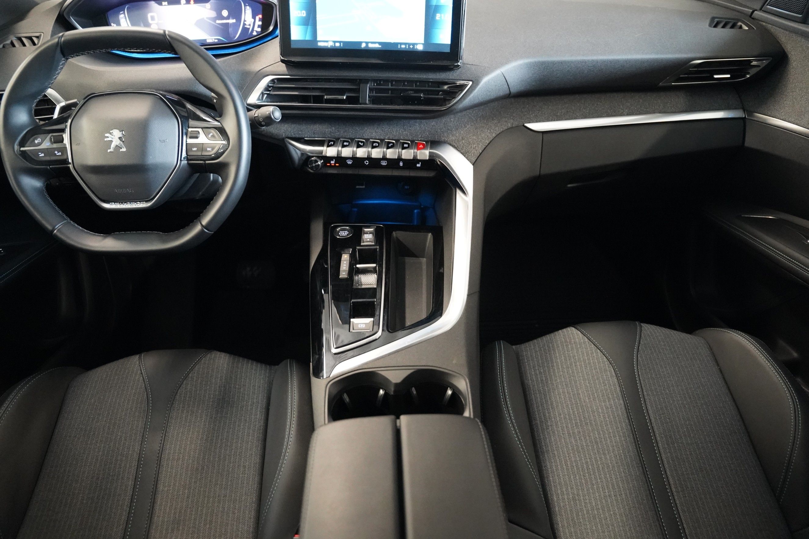 Peugeot 3008, 1.2 PureTech 96 kW Allure Pack - fotka 5
