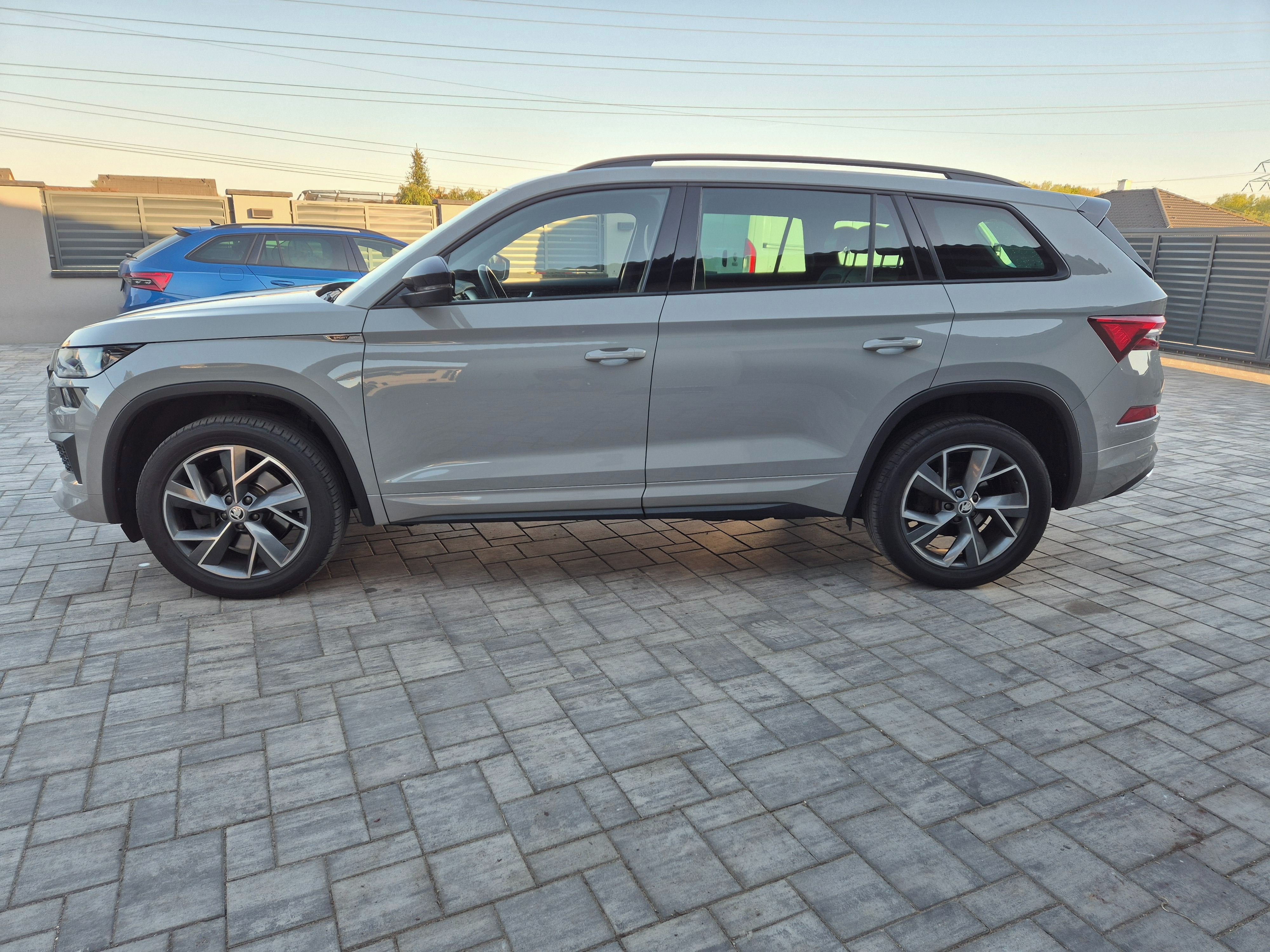 Škoda Kodiaq, 2.0 TDi 147kw 4x4 SPORT ZÁRUKA - fotka 4