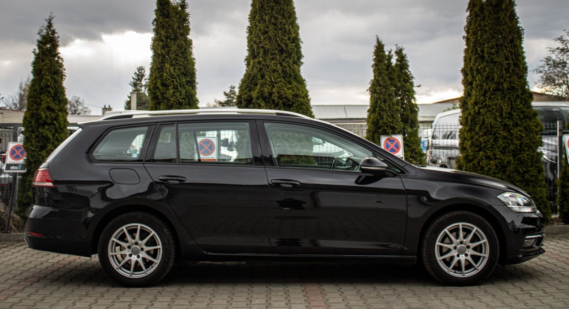 Volkswagen Golf Variant - fotka 5