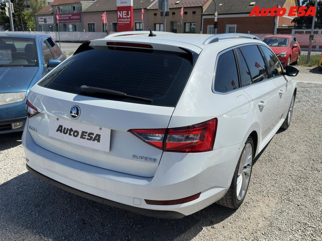 Škoda Superb, 2.0 TDi,AT,STK4/28 - fotka 4