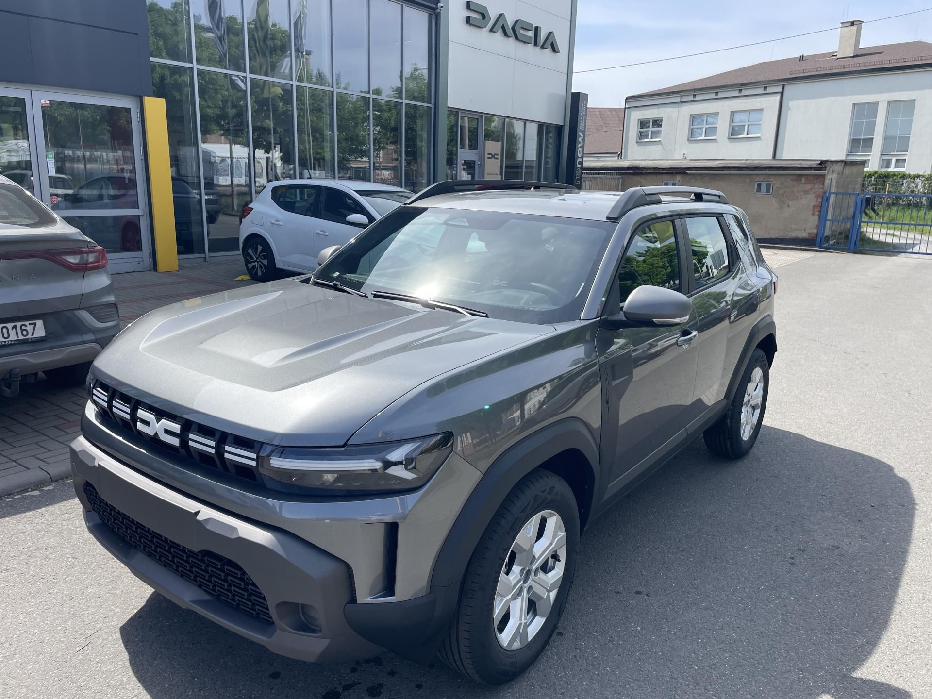 Dacia Duster, Expression hybrid 155 NOVÝ VŮZ