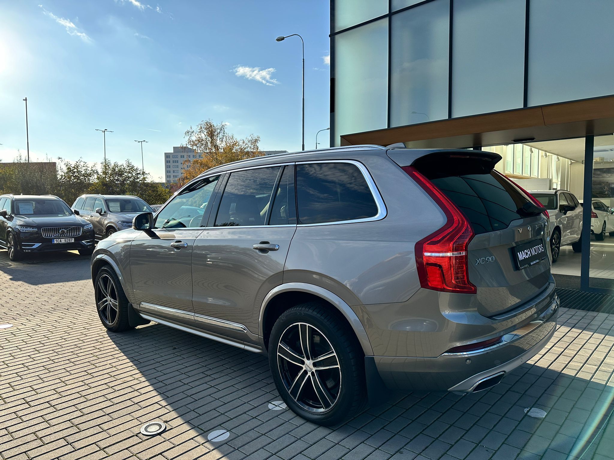 Volvo XC90, B5 INSCRIPTION VZDUCH TZ - fotka 4